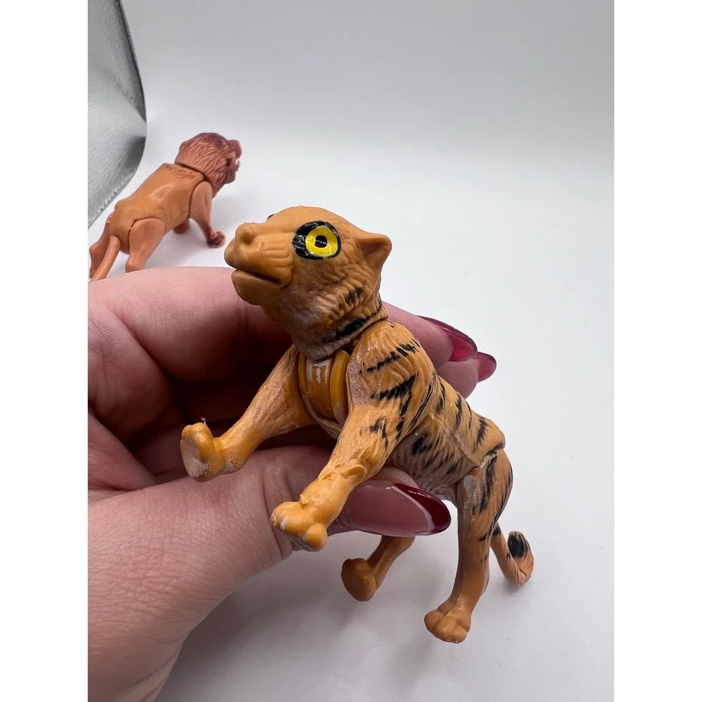 Vintage Set Of‎ Plastic Lion + Tiger Hand Painted Posable Legs/Heads Toys Safari